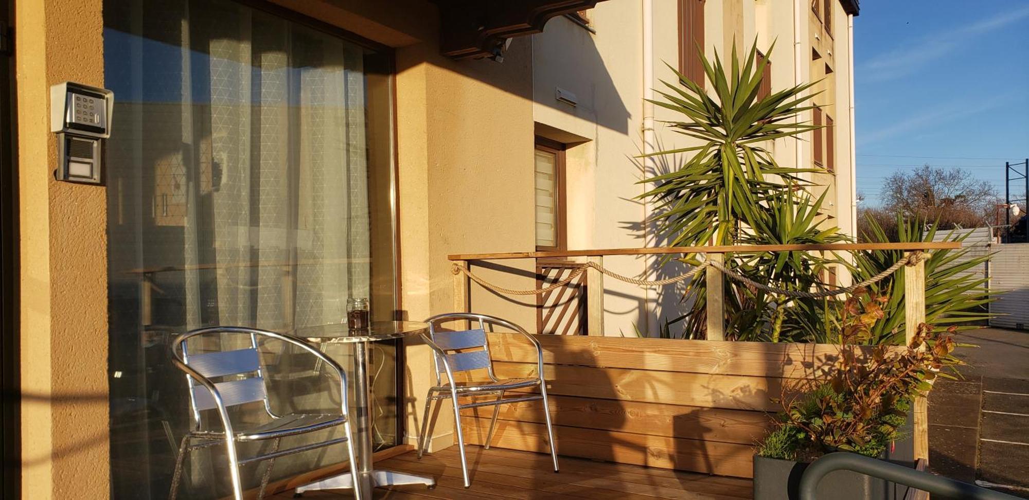 Bel Hotel Saint-Nicolas-de-Redon Bagian luar foto