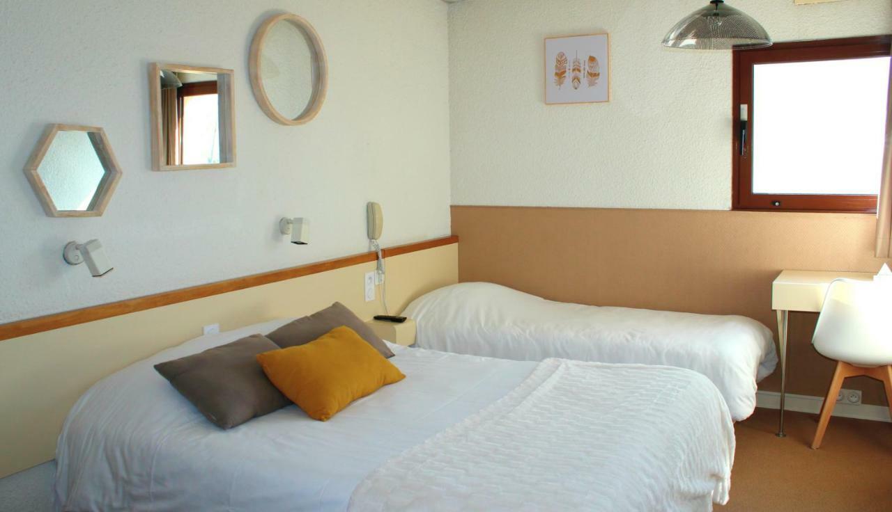 Bel Hotel Saint-Nicolas-de-Redon Bagian luar foto