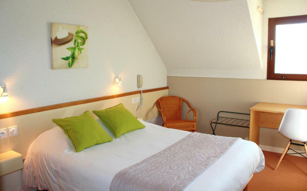 Bel Hotel Saint-Nicolas-de-Redon Bagian luar foto